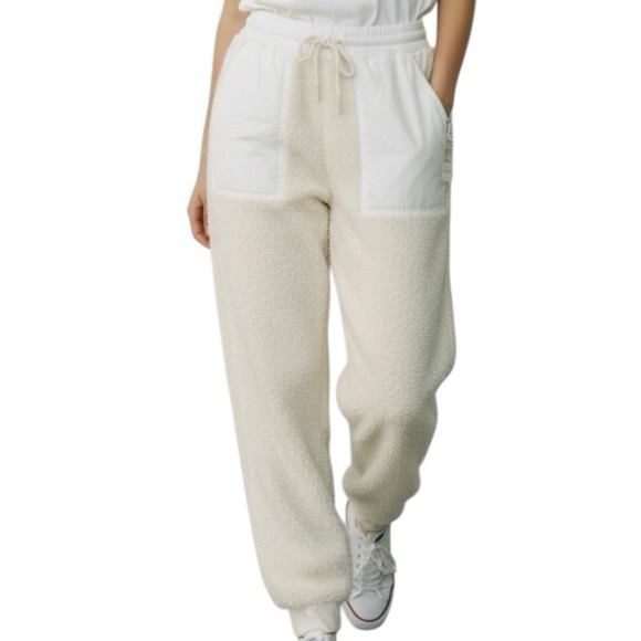 Cali 1850 Los Angeles Pants - Cali 1850 Los Angeles  Ivory Faux Fur Soft Winter Furry Sweatpants Sz L